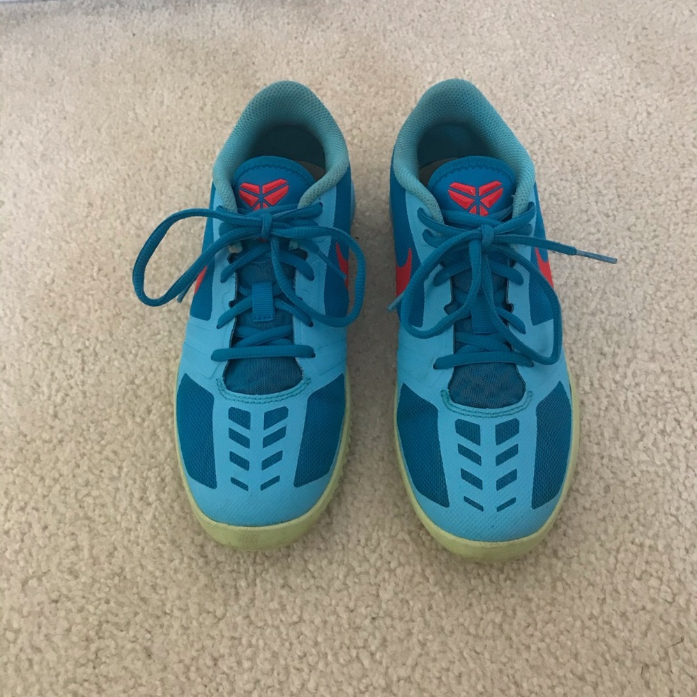 Nike shoes